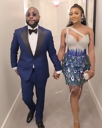 Davido lit up Atlanta last night with a vibrant celebration, where he surprised his wife Chioma with a custom-made Mercedes G63 AMG as a birthday gift 🎁😍😍👏🏼#africanfolder #davido #afrobeats