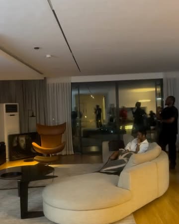 Ayra Starr teams up with Wizkid for “Gimme Dat” — and it’s a banger🌟🦅🎥 @donjazzy #africanfolder #GimmeDat #AyraStarr #Wizkid #Afrobeats #NewMusic #AyraStarrXWizkid #NaijaToTheWorld