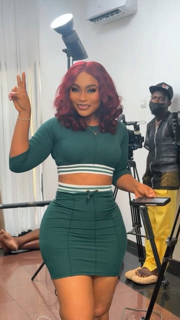 It’s so fun over here my lovers 🥰Mind you , it’s my craft , my carOn the movie set of TWO FACES Direction @ebukaonuma 🙏Produced by @soloapete 👍🌸🌸🌸🌸🌸🌸🌸🌸🌸🌸🌸🌸🌸🌸🌸🌸🌸🌸🌸#explore #exo #excited #trending #tren...