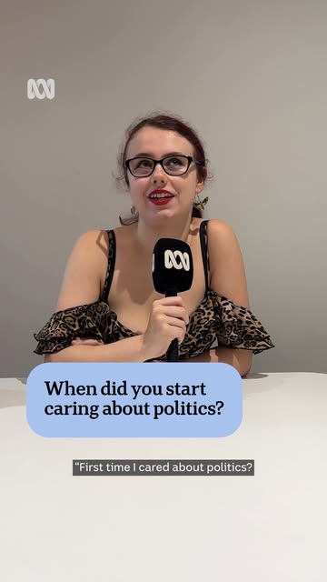 Historic votes to rhyming slogans, Australian politics is full of moments that struck a chord with our first batch of Share House Politics interviews. 📹 Our reporter Grace McKinnon is travelling aroun...