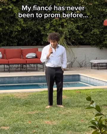 SO cute!! #BennyBlanco rented a limo and took #SelenaGomez to the mall to get some stereotypical #prom photos taken since she never had the chance to attend one 😭😭(Also, sidenote, am I the only one th...