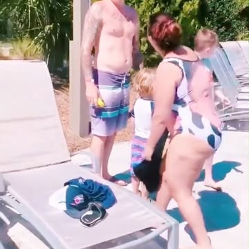🔥🔥🔥Surprise your husband with the face swimsuit this summer! #faceswimsuit #customswimsuit #customswimwear #facebathingsuitsDown to 27.99 🛒Shop now for (tariffs included):https://www.4fungift.com/