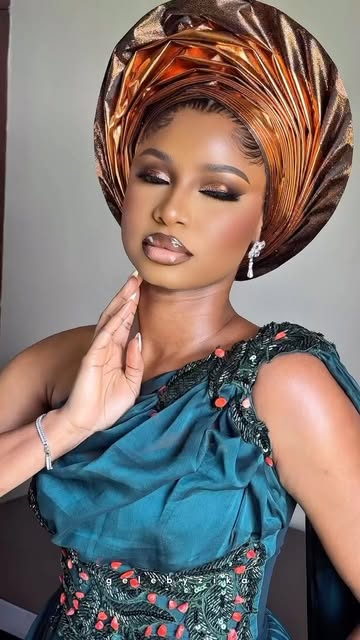 Bride Dubem ❤️#Lovelikestillwaters𝓑𝓻𝓲𝓭e - @dubemobinnaGele Artist @gele_by_zika 𝓦𝓮𝓭𝓭𝓲𝓷𝓰 𝓟𝓵𝓪𝓷𝓷𝓮𝓻𝓼 - @Beatus_Events𝓜𝓪𝓴𝓮𝓾𝓹 𝓪𝓻𝓽𝓲𝓼𝓽 @everything_flashy 𝓗𝓪𝓲𝓻𝓼𝓽𝔂𝓵𝓲𝓼𝓽  @thehairsolution_𝓓𝓮𝓬𝓸𝓻𝓪𝓽𝓸𝓻 @magictoucheve...