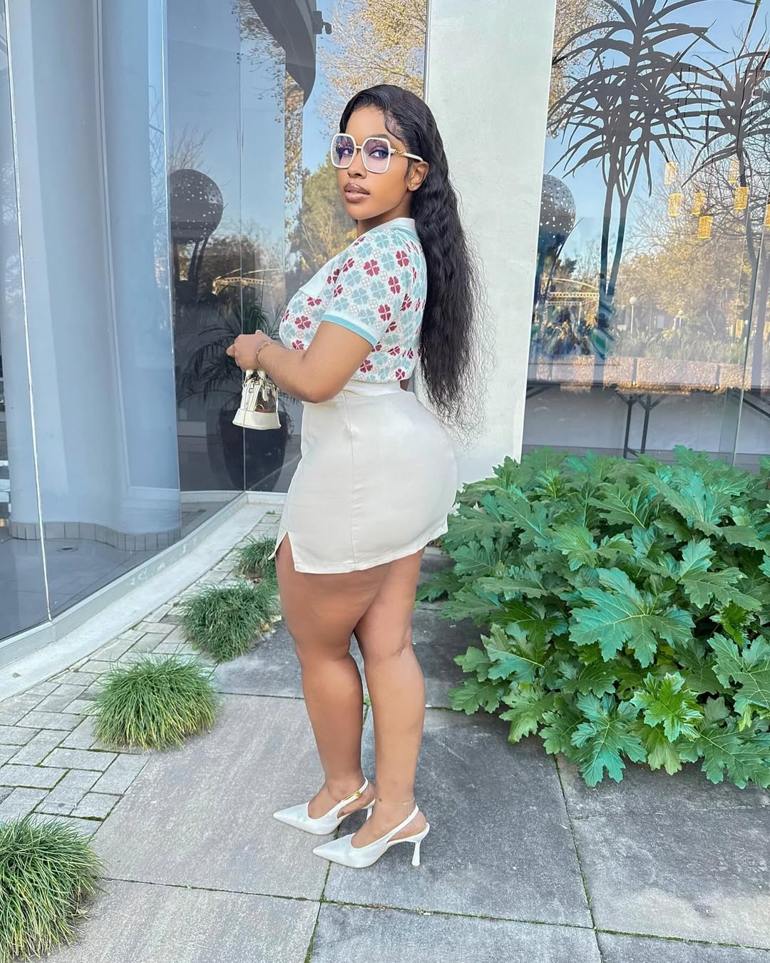 Masterpiece 🤍#explorepage #explorepage✨ #explore #fashion #outfit #outfitinspo#fashionblogger #fashionnova #blackgirlmagic#africanbeautyoman #slimthick #outdoors #knitted #Slay #baddie #winter #simpli...