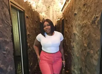 Tragic Loss: UK-Based Nigerian Nurse Found D£@d Nnenna Miriam, a 32-year-old nurse from Nigeria, was found d£@d in her Leeds, UK apartment. She had recently returned from a traditional marriage introd...