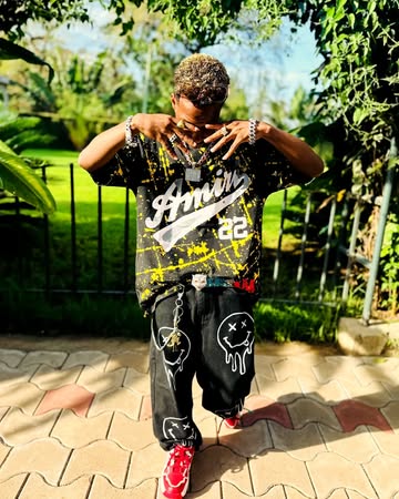 🔞Capturing my best angles like a pro‼️🚘🚘. ..I’m making yesterday jealous by making today awesome..🤷‍♂️🤏🧠