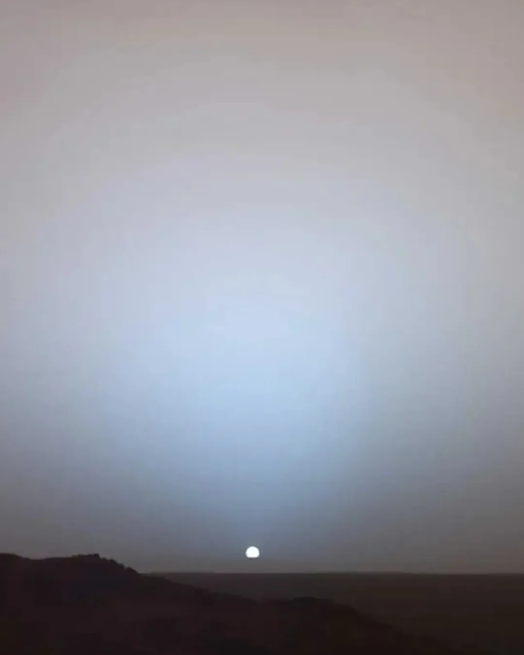 NASA’s rovers, such as Curiosity and Opportunity, have sent back images of Martian sunsets, giving us a unique look at how the sun sets on another planet. Unlike Earth’s golden and orange skies, Marti...