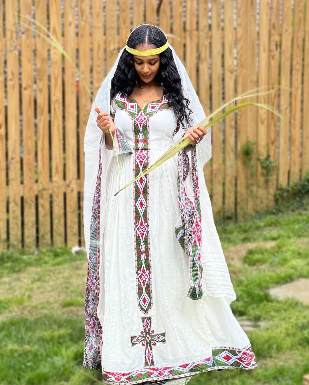 RUHUS BEAL HOSANA 🌿🌿💛💚Wrapped in heritage. Glowing in confidence. 🫴🏾 @mebaeta_ ✨ORDER YOUR DRESSES WITH US 🚨‼️