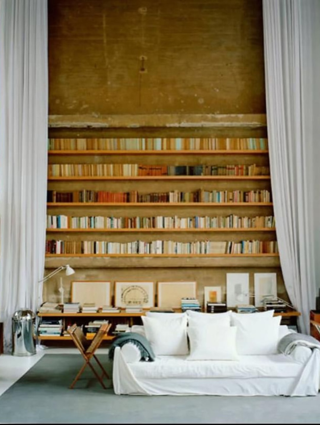 Fact of the day: How an Abandoned Cement Plant Became One of the World’s Most Extraordinary HomesWhen Spanish architect Ricardo Bofill stumbled upon a crumbling cement factory in 1973, he saw more tha...