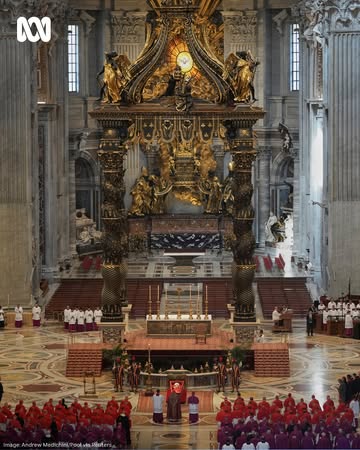 Pope Francis’s body arrived at Saint Peter’s Basilica on Wednesday to lie in state for three days before his weekend funeral. Red-hatted cardinals, priests, candle-carrying friars and helmeted Swiss G...