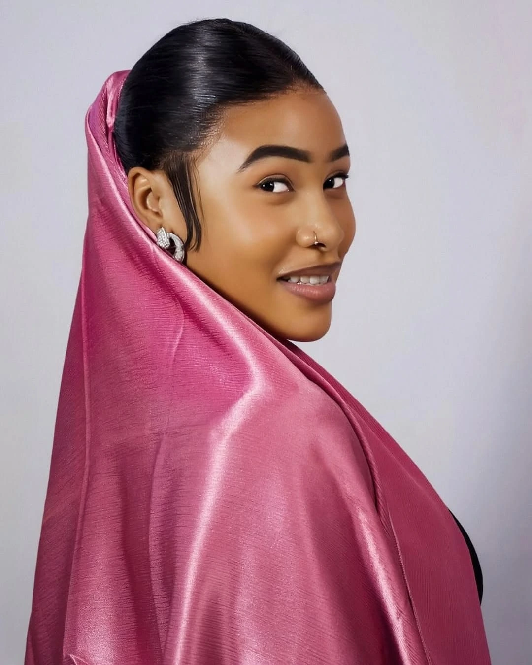 Venez découvrir le Sénégal pays de la téranga & la beauté sénégalaise 🔥❤🇸🇳...@dakar_snap #fashion #fashionblogger #fashionstyle #mode #modellife #beauté #beaute #model #modeling #modelshoot #instagram...