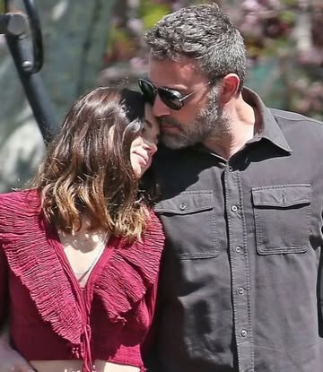 Ben Affleck and Ana de Armas 😍