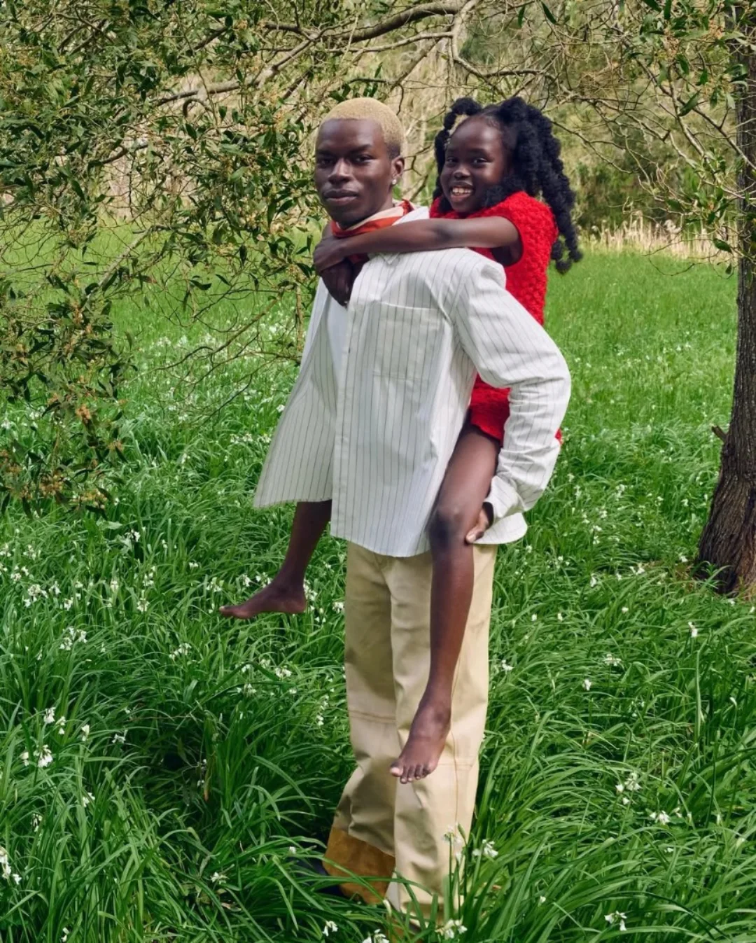 Adut Akech and her lover Samuel Khier capture lasting memories for Vogue Australia. 📸: @jesse_lizotte#africanfolder