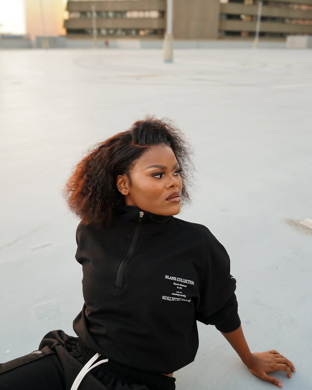 New Fav 🖤😍 tracksuit @blank_collection 📷 @blaccpolvo_visualss ✔️💄 @carol.n___ 😘