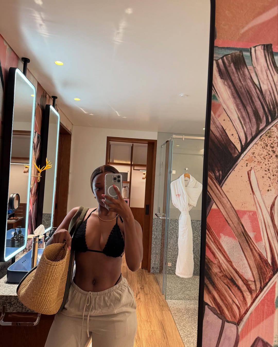 Better in a kini’.