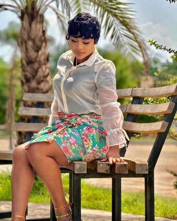 WRAPPED on the movie set EVERY LADY’S MAN . In all you do, please protect your sanity . 🌸🌸🌸🌸🌸🌸🌸🌸🌸🌸🌸🌸🌸🌸🌸🌸🌸🌸🌸#explore #exclusive #pic #saturday #weekend #movie #wrapped #awakening #awareness #naija #act...