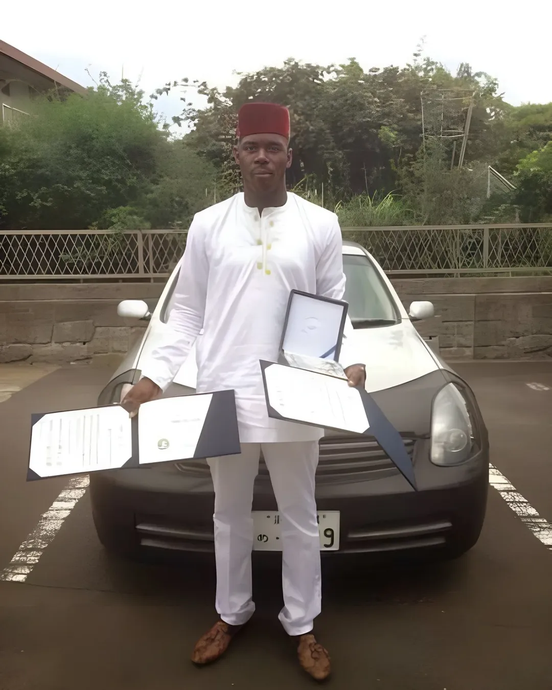Meet Ufot Ekong, the Nigerian student who cracked a 30-year-old math problem while studying in Japan.At just 24, he became the first person in 50 years to graduate with First Class Honours from Tokai ...