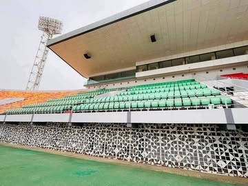 Breaking News 🚨🚨🚨The construction of the biggest Stadium in West Africa is almost done . The official launching is on June 2nd . @ibrahimtraore1984 has completed the construction of the biggest footba...
