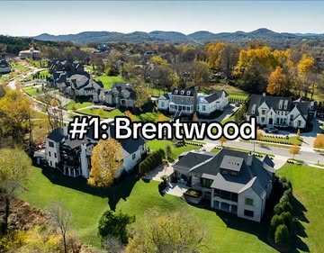 (SWIPE➡️) Top 5 safest places in Tennessee via TravelLite 👀Do you agree with their rankings 🤔#Tennessee