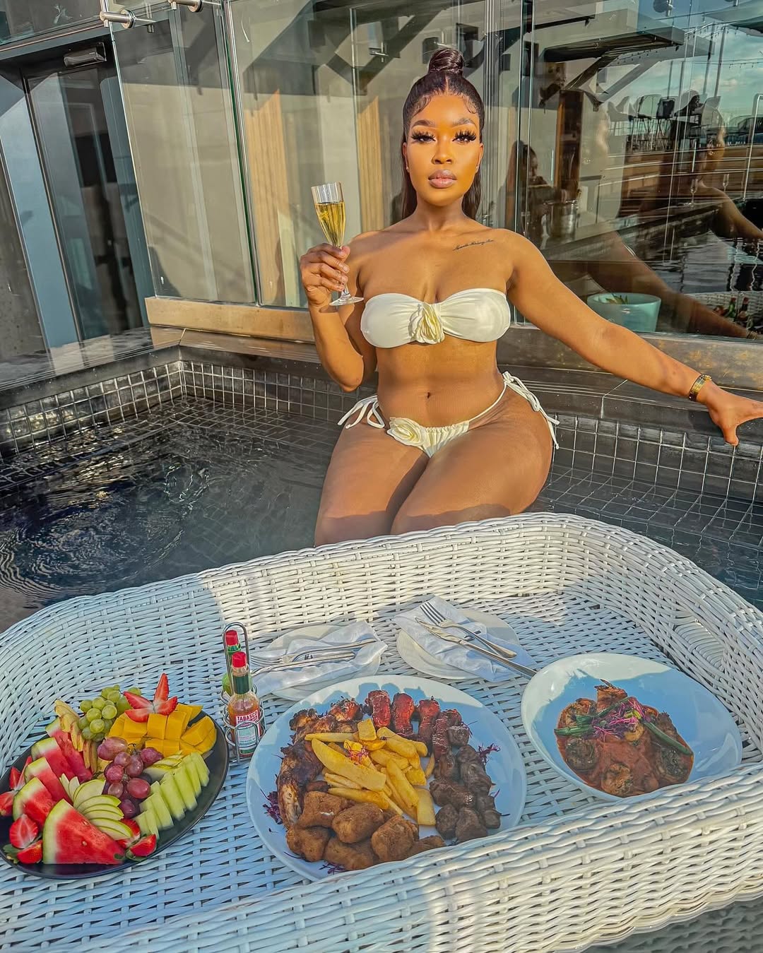 Living🤍#explore#explorepage✨ #explorepage #outdoors #slaying #swimsuits #bikini #black #gorgeous #beauty#fashionblogger#fashion #baddie#baddieoutfits #outdoors #cleanbeauty #thickwomen #thick#blackgir...