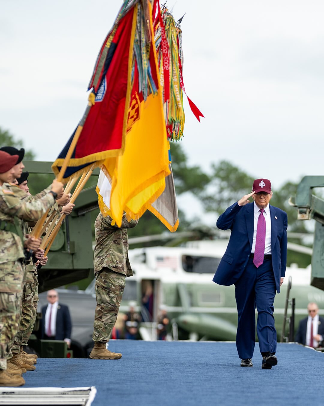 President Donald J. Trump at Fort Bragg 🇺🇸“As President of the United States, let me express the undying gratitude of our nation for every soldier here today—for every veteran & their families... acro...