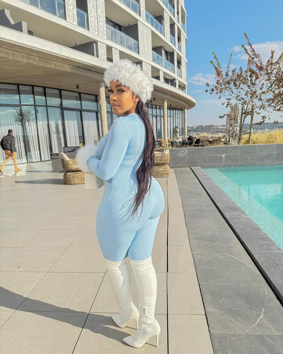 Icey❄️ #explore#explorepage #explorepage✨ #outdoors #dolledup #fashionblogger #fashionista #fashionstyle #blackgirlmagic #baddie #baddieoutfits #beautifulgirls #outfitoftheday #outfitinspo #slay#thick...