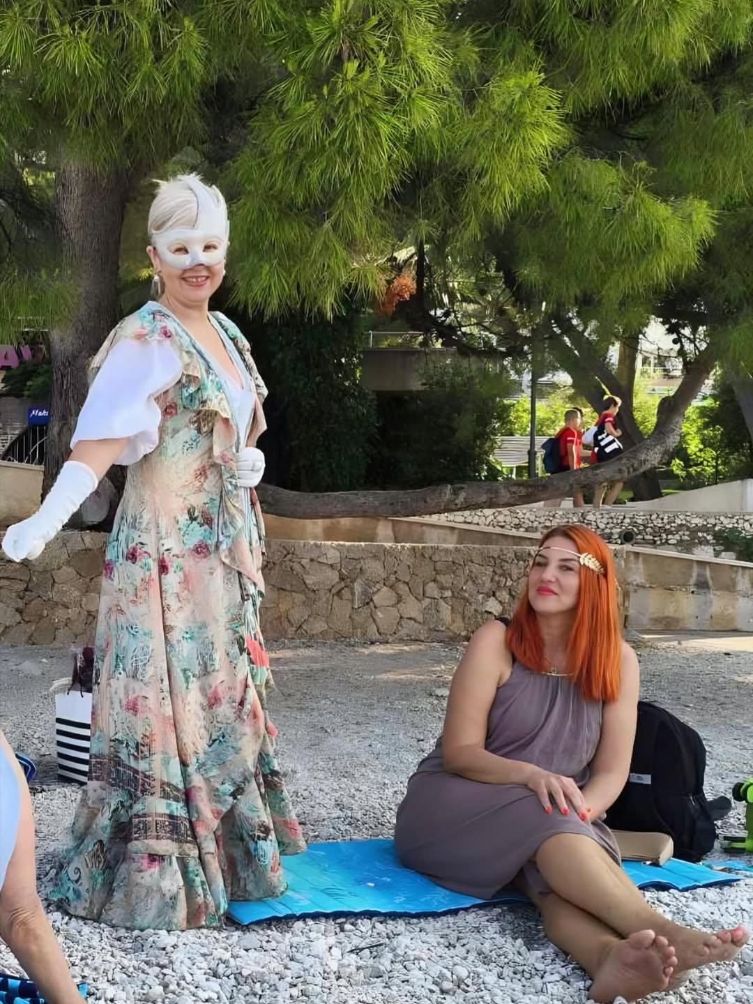 Maskenbal na plaži ulazak u novo JA 🌊Ovo nije bio običan maskenbal.U radionici punoj podrške, igre i simbolike, zajedno smo se maskirali u „postojeće“ ono što nas je do sada određivalo, ograničavalo ...