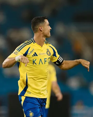#saudiproleagueIbitego 931 kuri Cristiano Ronaldo!FT Al Hilal 1-3 Al Nasr⚽Al Bulaihi 62'--⚽Alhassan 45+4'⚽⚽Ronaldo 47', 88' (P)#football