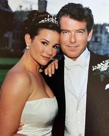 Pierce & Keely 💕 Everlasting Love 🫶💫 ❤️@keelyshayebrosnan  @piercebrosnanofficial.#couplevideos #couplelove #couplegoals #love #couplegoals #instacouple #photooftheday  #explore #explorepage #explorem...