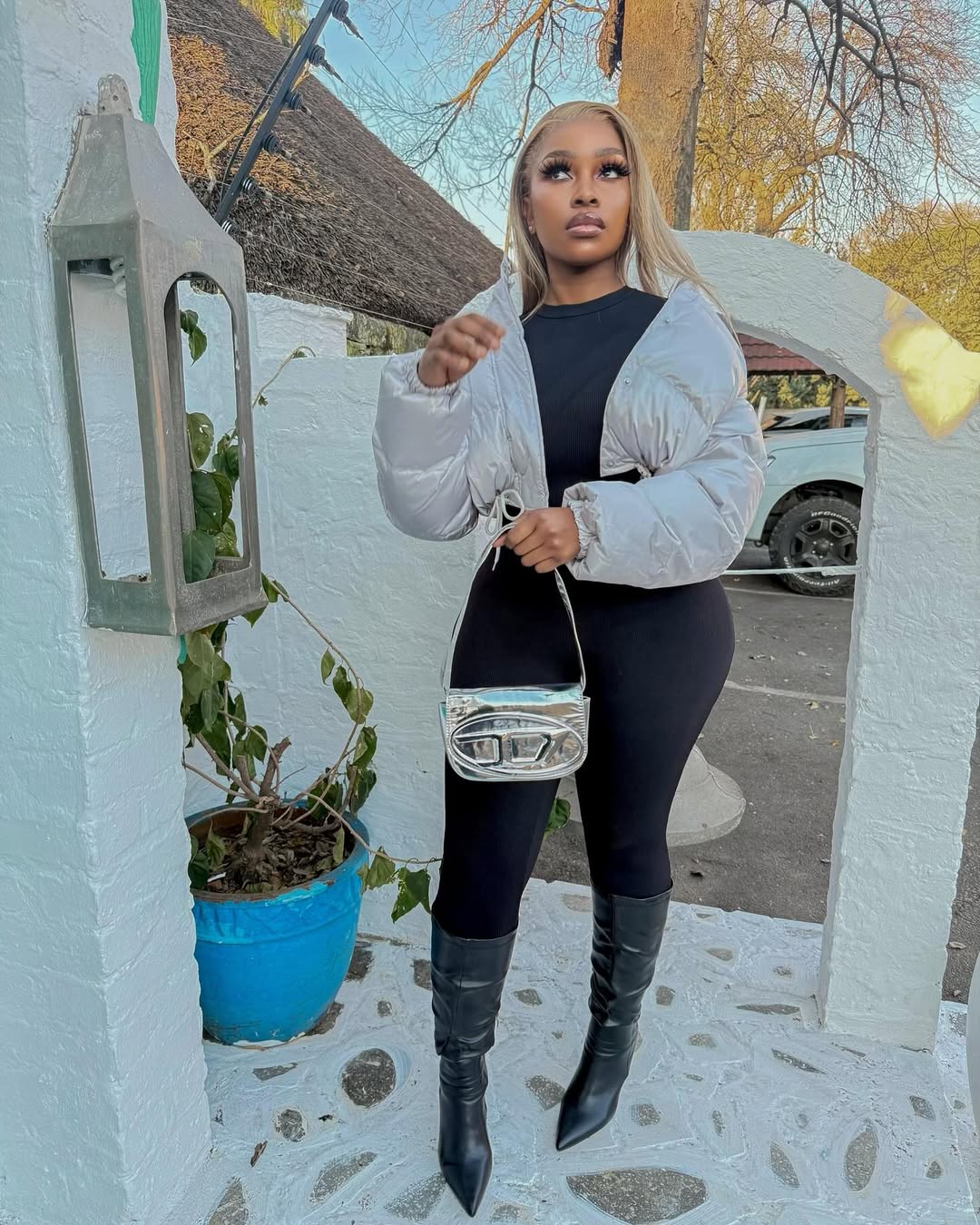 Platinum 🤍#explore #explorepage #explorepage✨ #outdoors #dolledup #fashionblogger #fashionista #fashionstyle #blackgirlmagic #baddie#baddieoutfits #beautifulgirls #outfitoftheday #outfitinspo #slay #t...