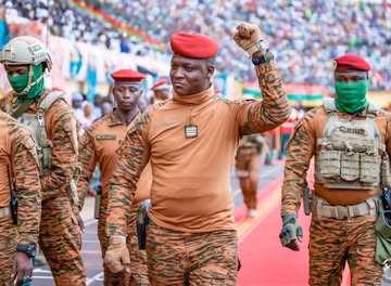 Breaking News 🚨🚨🚨🚨Traore Sat in his house , heard the population was marching in the streets to support him and he decided to go see them .  He addressed them and promised to keep making efforts towar...