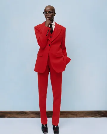 Anok Yai, a South Sudanese model born in Cairo after her family fled genocide, was named one of the most beautiful women on Earth by BYP Network. As the second Black model after Naomi Campbell to open...