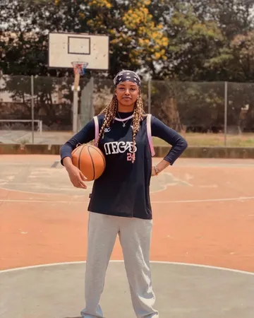 Play with ball 🏀   TEGAS🏀☑️✨ADD UP BY @social___gallery255 📸🌴USES HASHTAGS ACCEPTED ☑️ √#homegallery📸🏆 √#universebeby📸☑️ √#social___gallery📸 FOLLOW TO FOLLOW BACK 🔙