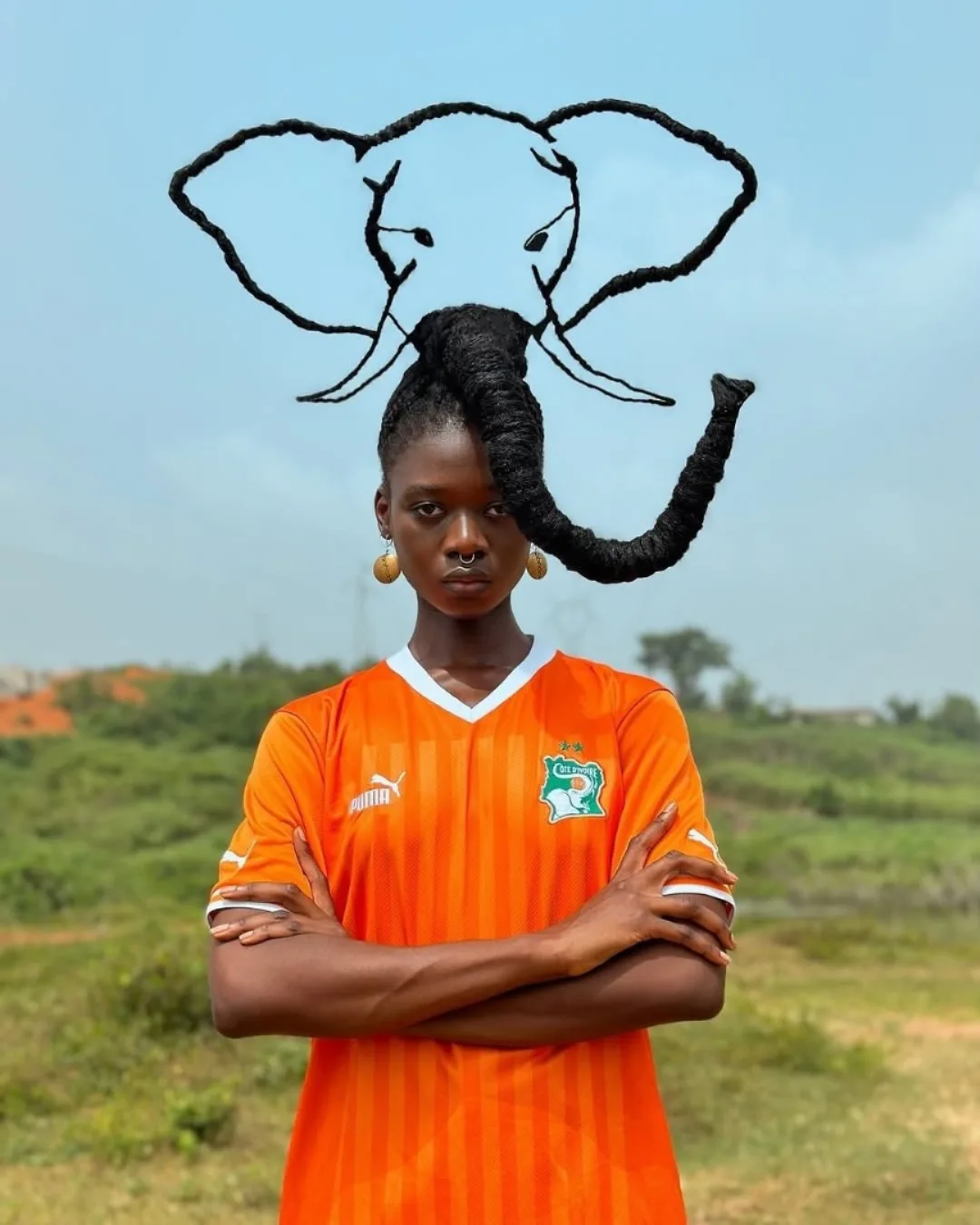 Laetitia Ky, a feminist artist from Ivory Coast, creates stunning art using her own hair. With wire and thread, she sculpts it into detailed, sketch-like designs.Inspired by traditional African hairst...