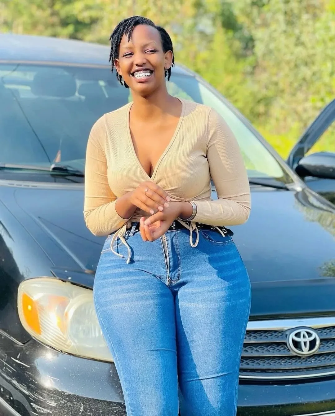 #prettyrwandan #visitrwanda #remarkablerwanda #rwandanbeauty #rwanda #gainwithspikes #gainwithmbitu #gainwithxtiandela #gainwithmchina #gainfollowers #gainwithkenyanoxygen # #gainwithbundi  #gaintrain...