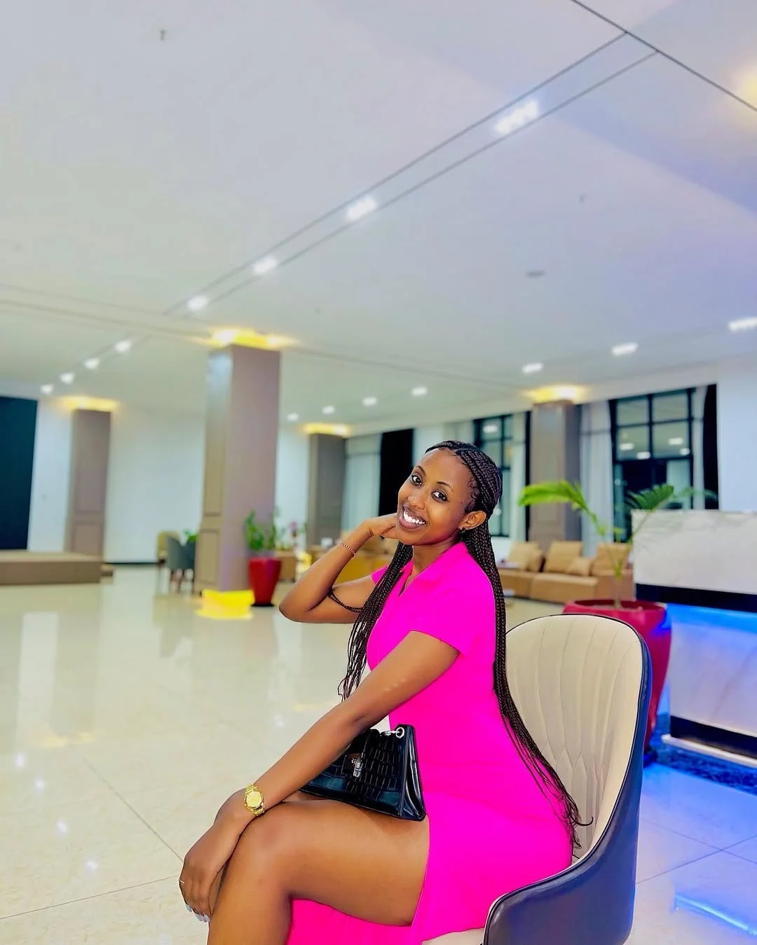 @evas_only #prettyrwandan #visitrwanda #remarkablerwanda #rwandanbeauty #rwanda #gainwithspikes #gainwithmbitu #gainwithxtiandela #gainwithmchina #gainfollowers #gainwithkenyanoxygen # #gainwithbundi ...
