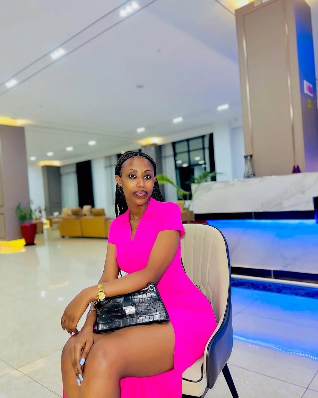 @evas_only #prettyrwandan #visitrwanda #remarkablerwanda #rwandanbeauty #rwanda #gainwithspikes #gainwithmbitu #gainwithxtiandela #gainwithmchina #gainfollowers #gainwithkenyanoxygen # #gainwithbundi ...