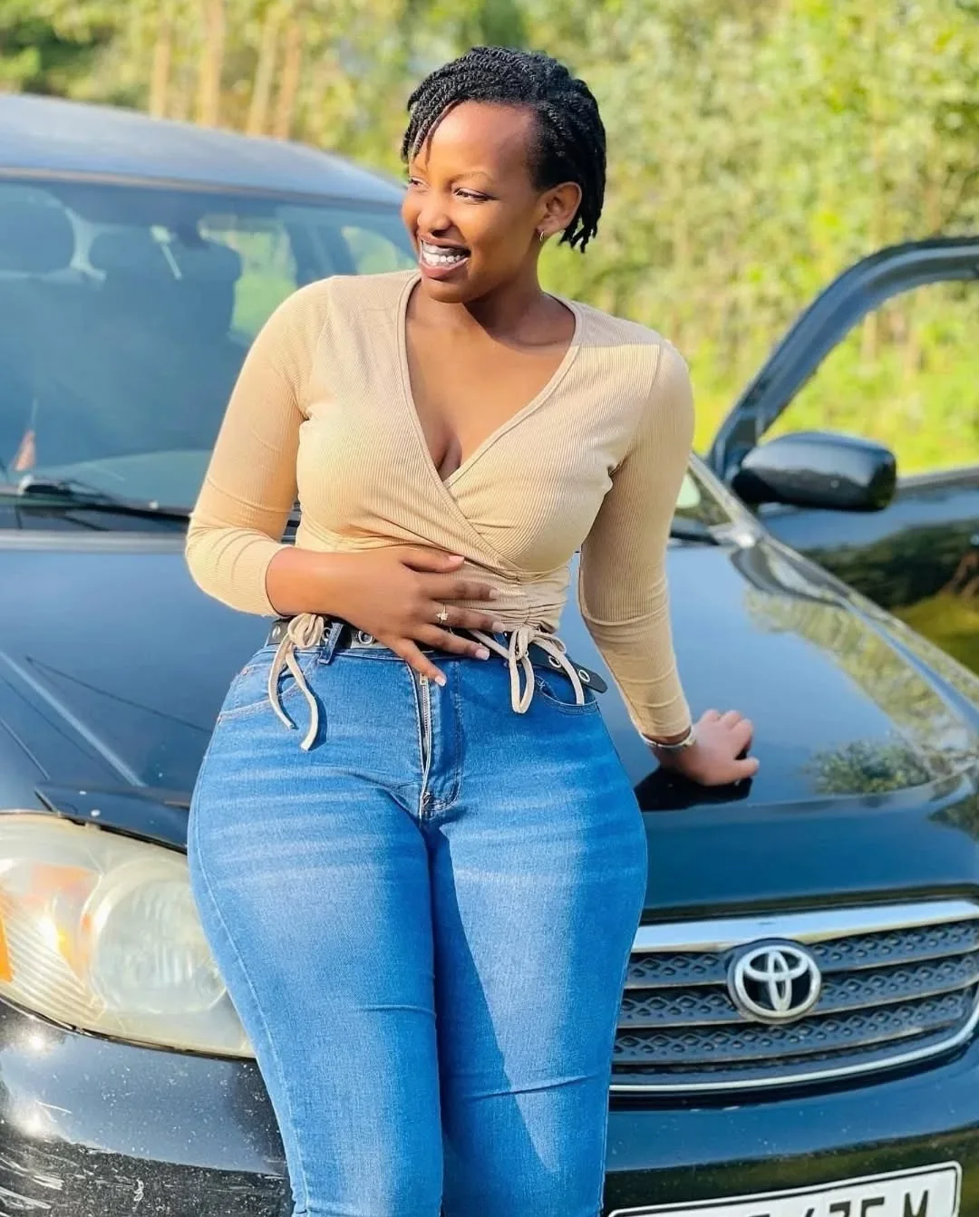 #prettyrwandan #visitrwanda #remarkablerwanda #rwandanbeauty #rwanda #gainwithspikes #gainwithmbitu #gainwithxtiandela #gainwithmchina #gainfollowers #gainwithkenyanoxygen # #gainwithbundi  #gaintrain...