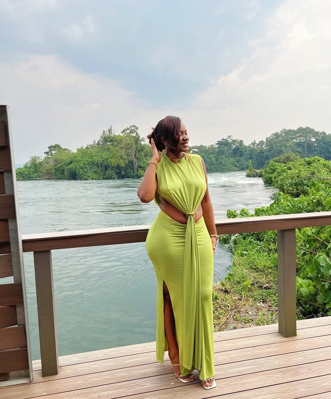 Don’t swipe 👉👉…@shifrah_mwesigwa