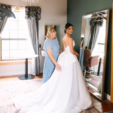 Happy Mother’s Day to my mommy, @susanrweaver_ 🩷 you’re my biggest cheerleader, best friend, and role model. Thank you for your endless sacrifices made for our family! Love you so much!!!